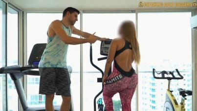 Venezuelan Big Booty Gold Digger Gets Fucked After A Workout - CatchingGold...