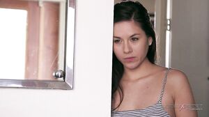 Casey Calvert, Shyla Jennings - Sisterly Love 2, Sc3's Cam show and profile