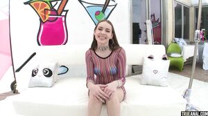 Naomi Blue - Naomi'S First Anal's Cam show and profile