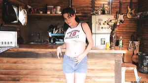 Cazadora Cabin's Cam show and profile